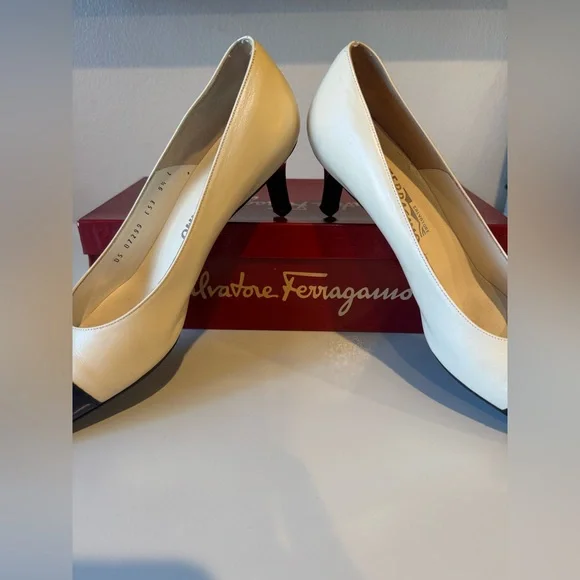 Salvatore Ferragamo Black and Cream Heels 9.5C - Picture 7 of 10
